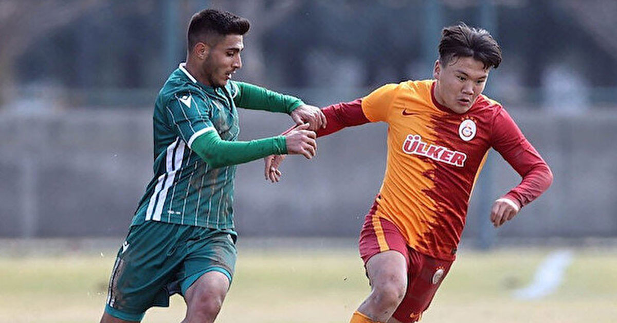 Hangi takımlarda oynadı?