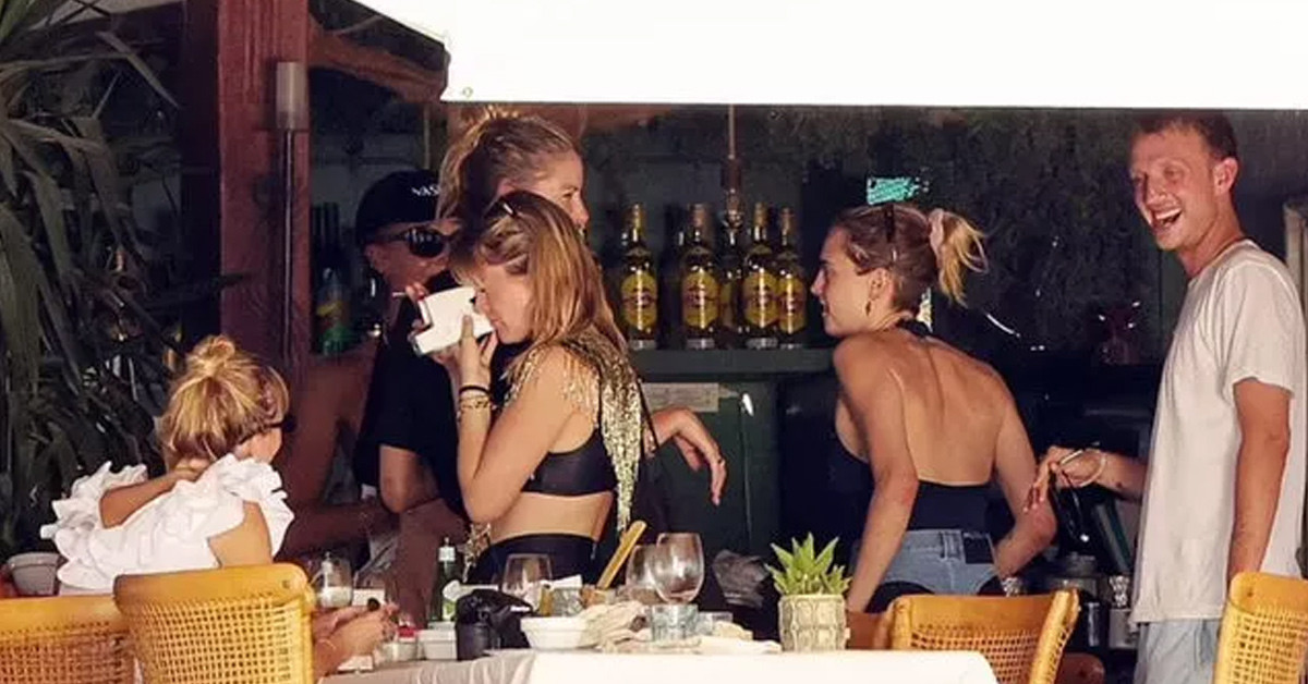 Yaş gününü kutladı