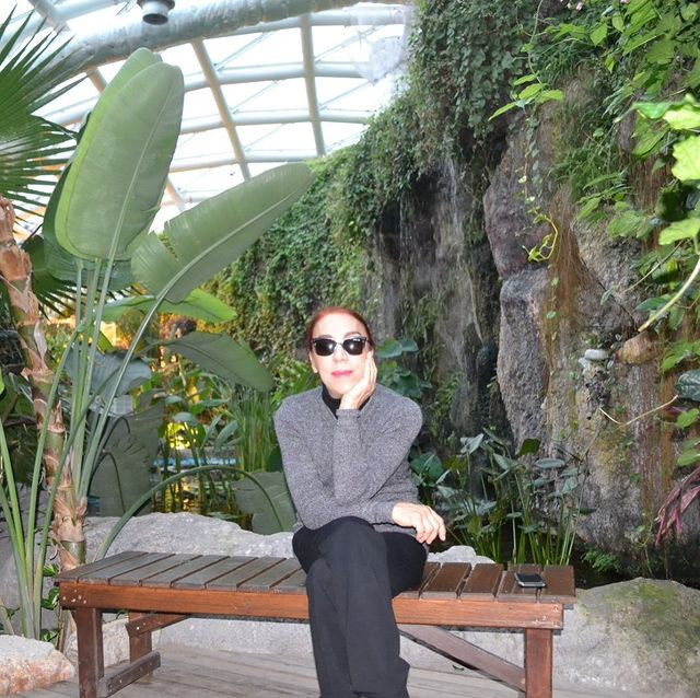 LEMAN SAM SEVGİLİSİ – EŞİ