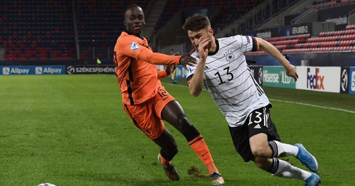 Almanya Milli Takımı'nın altyapılarında oynadı