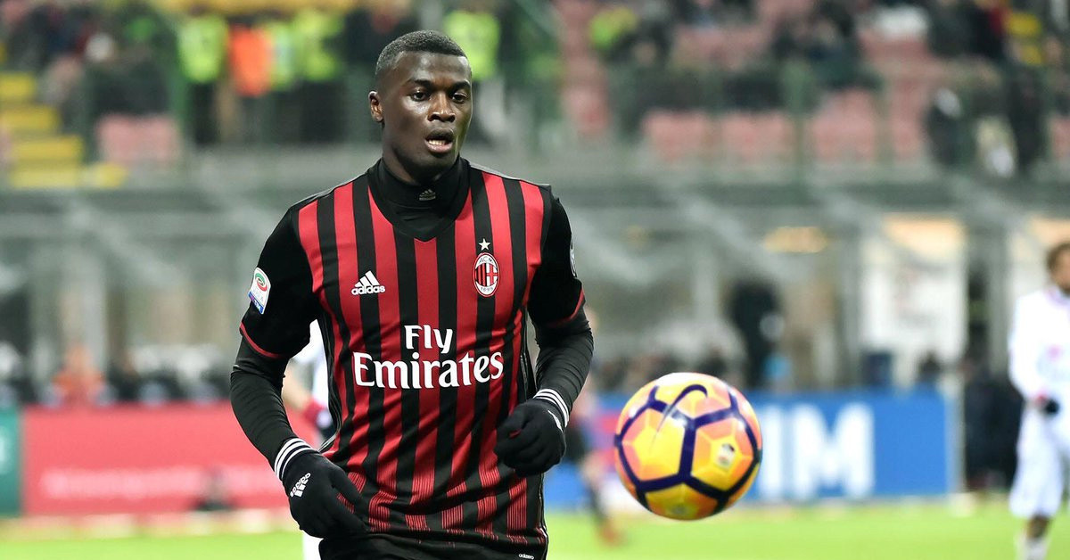 Fenerbahçe'nin Transfer İçin Görüştüğü M'Baye Niang Kimdir?