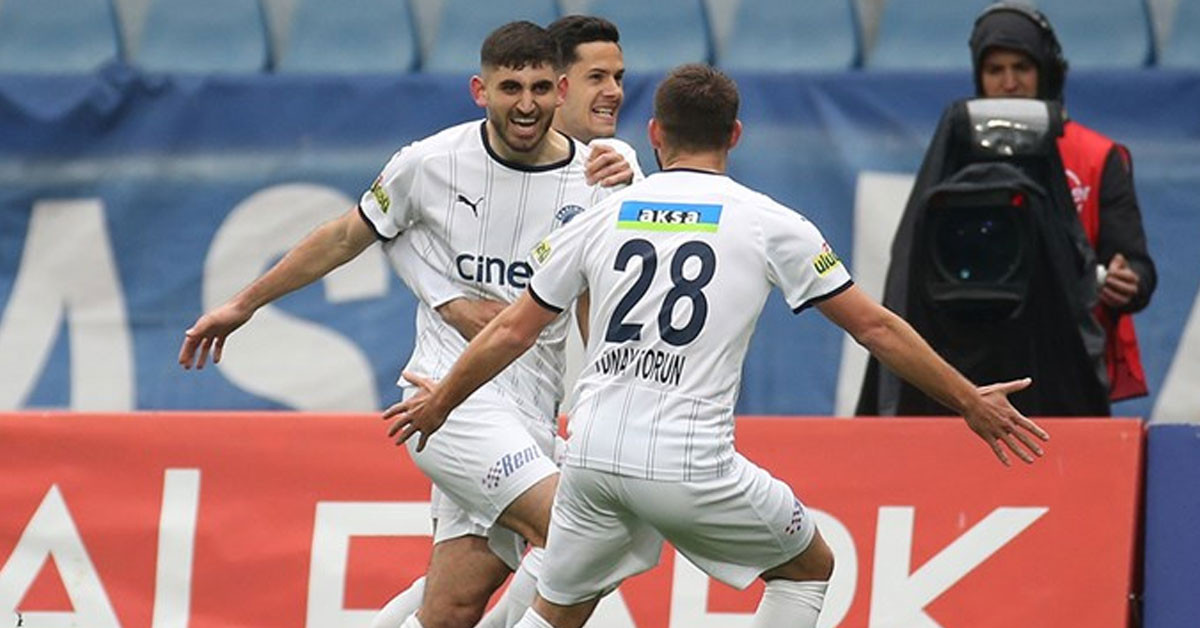 Hangi takımda oynuyor?