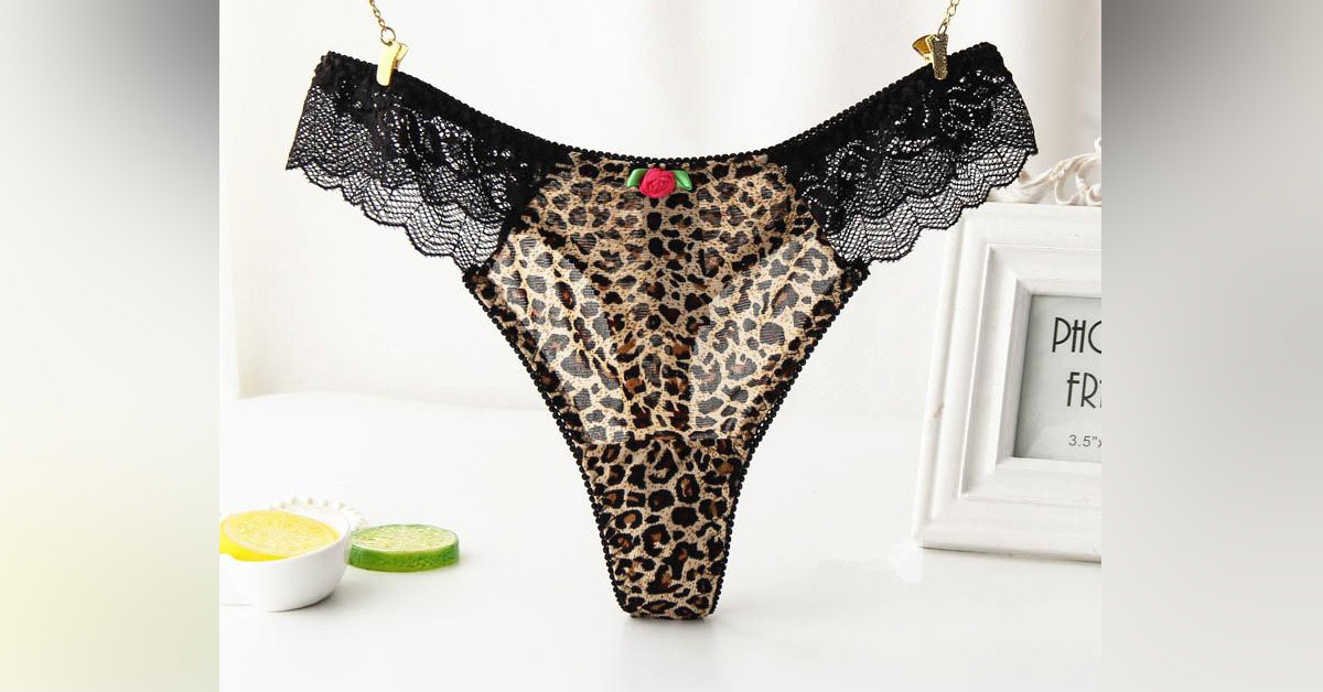 Genital bölgeyi koruyor