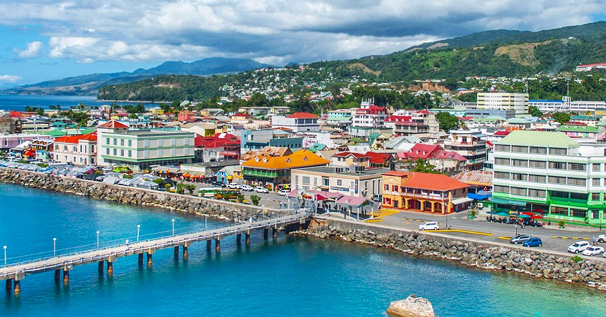 Dominika, Küçük Antiller