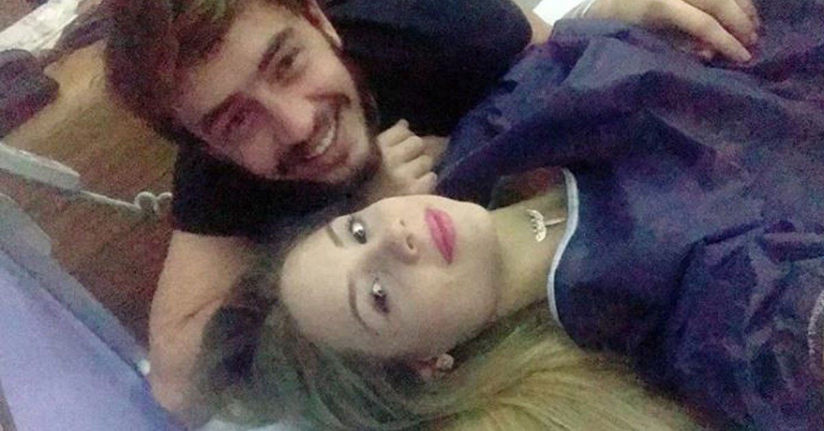 Şubatta ilk hamileliğini öğrendi