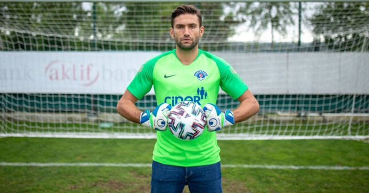 Eski kalecilerine yöneldiler