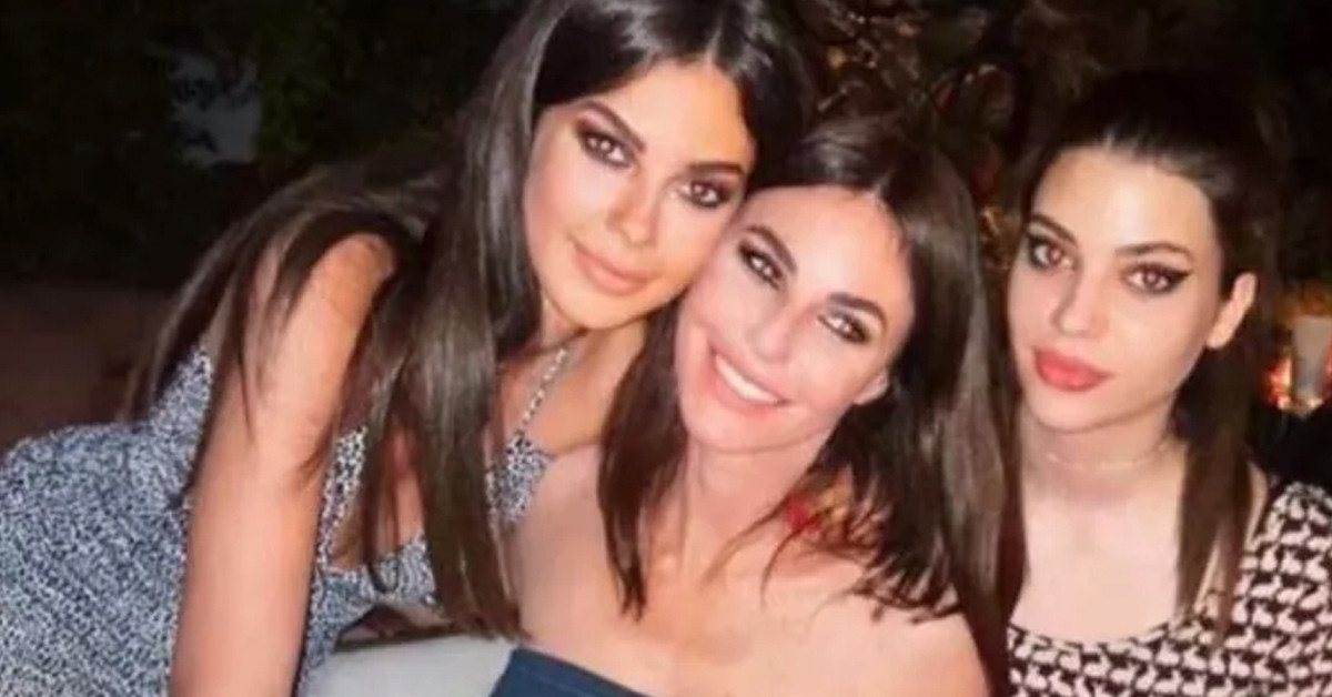 KIZLARIMIN BABASI KIYAFETLERİME KARIŞIRDI