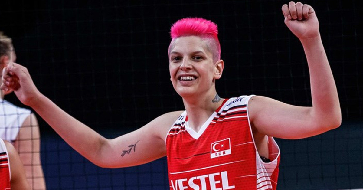 Ebrar Karakurt kimdir?