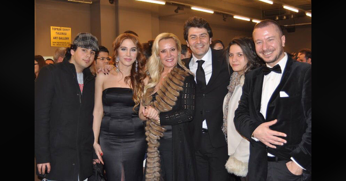 Hayranları ziyaret ediyor