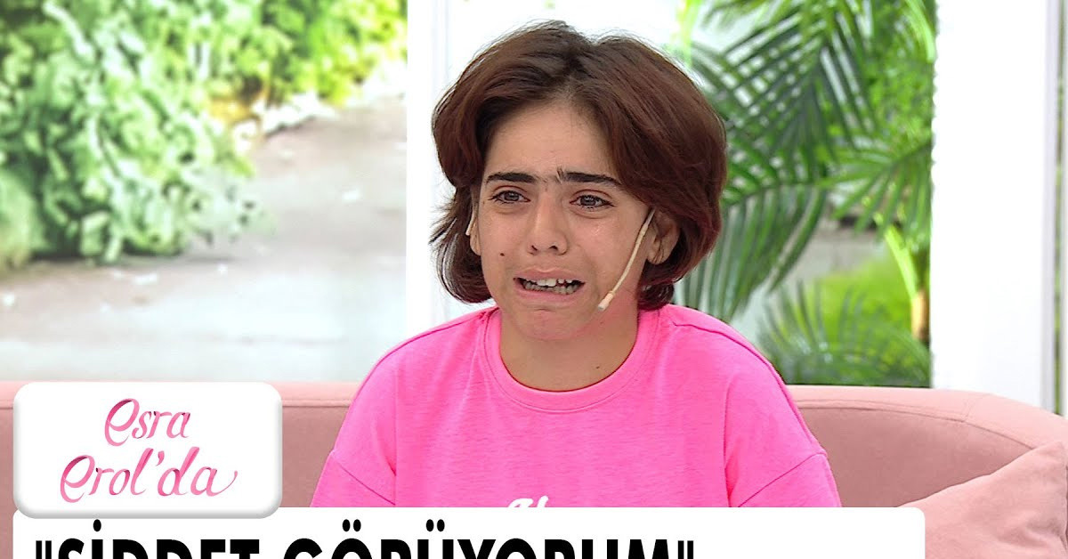 Esra Erol'da tanındı