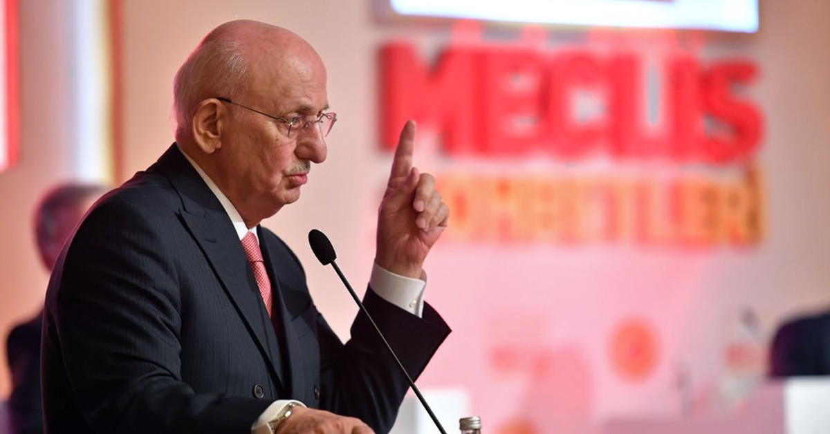 İSMAİL KAHRAMAN DİNDAR ANAYASA İSTİYOR