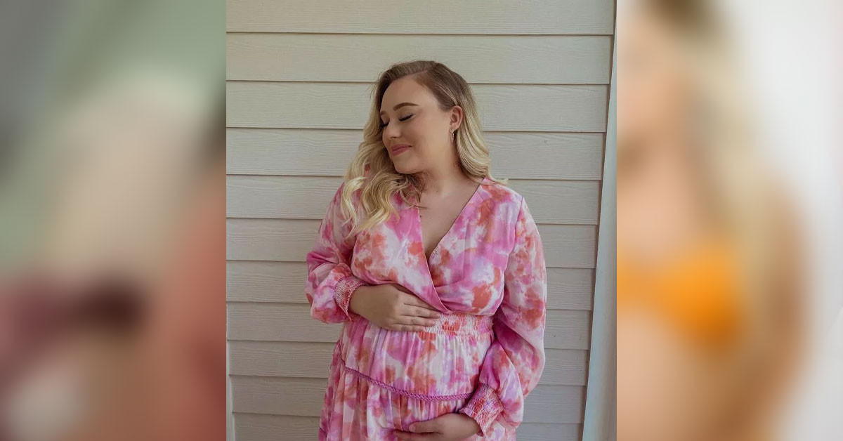 Bebeğini 2. kez doğurdu