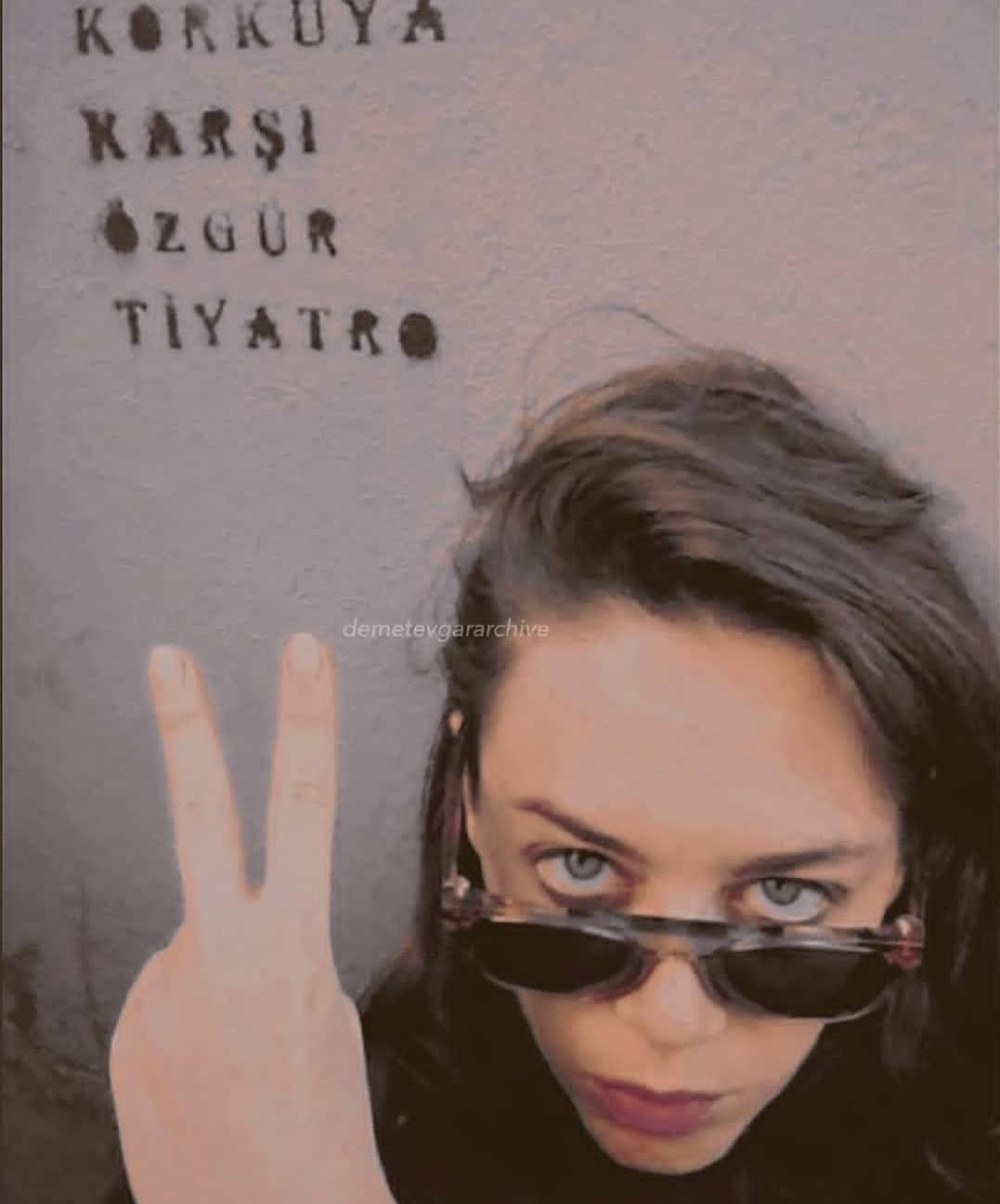 Demet Evgar – temedragve