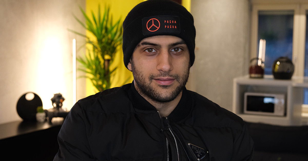 REYNMEN ELA ŞARKI SÖZLERİ