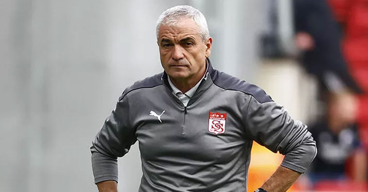 Gözler ona çevrildi