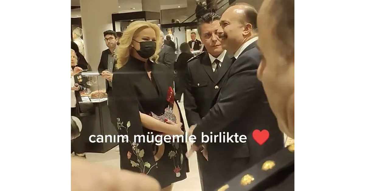 Çiftin diğer fotoğrafları