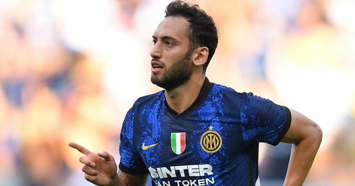 Oyuncuyla yakından ilgileniyorlar