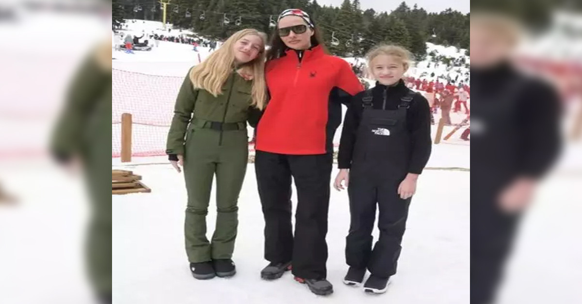 İşte güzel oyuncu Yasemin Özilhan ve küçük kızları...