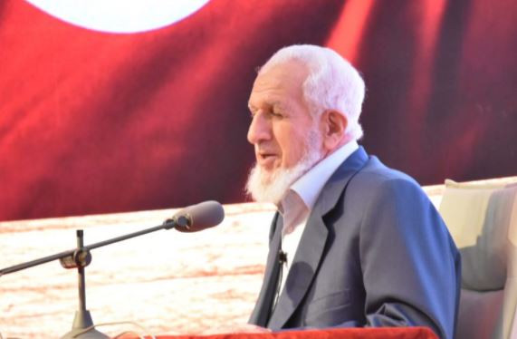  CEVAT AKŞİT HOCA KİMDİR?