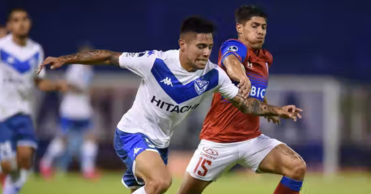 Hangi mevkide oynuyor?