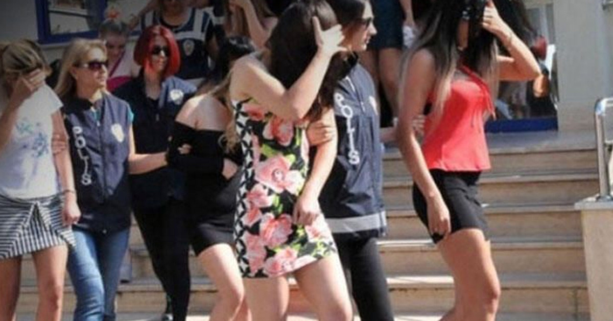 Polis baskın yaptı