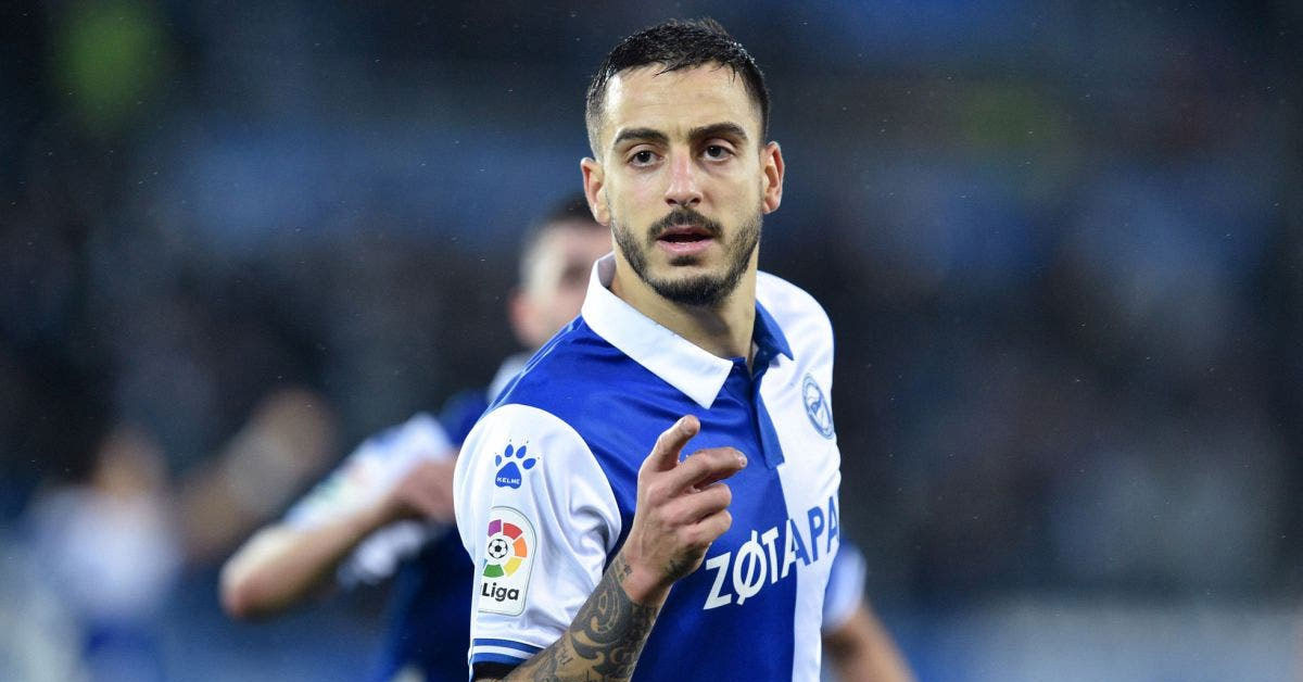 Oyuncuyla yakından ilgileniyorlar