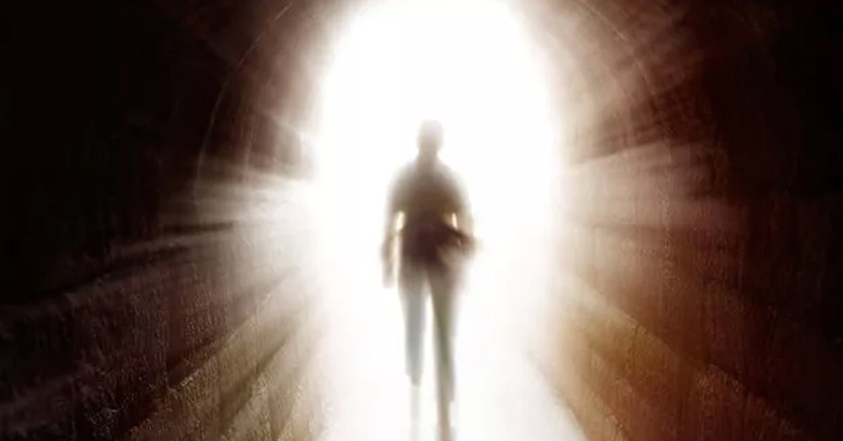 Ölü adam dirilecek