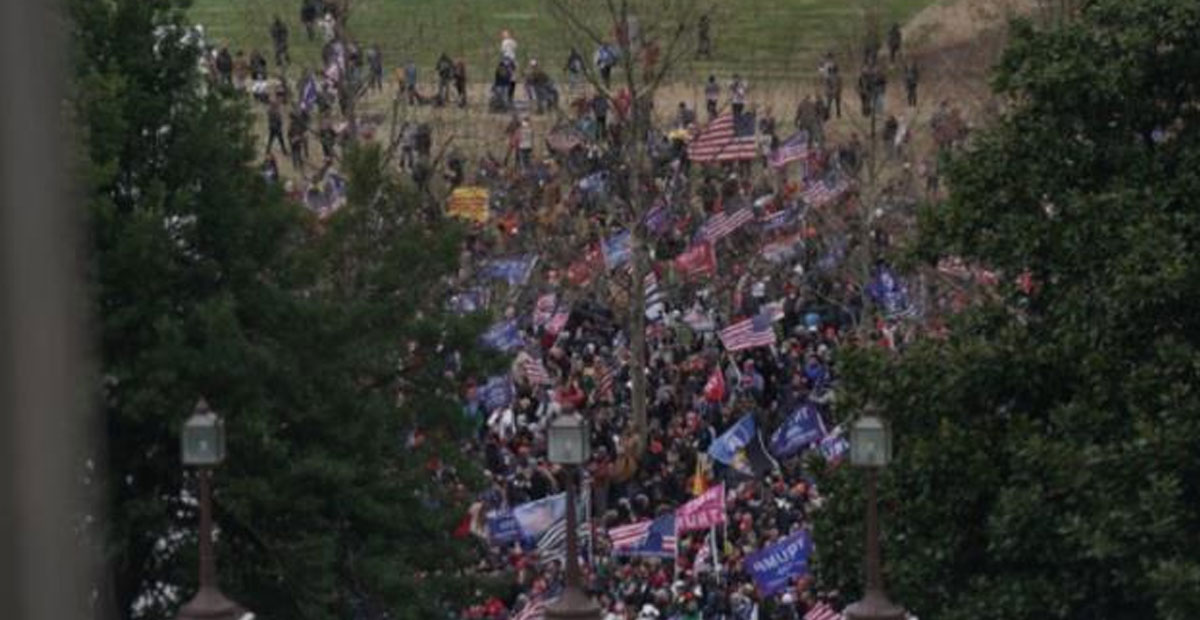 ABD'DEKİ BASKIN FOTOĞRAFLARI