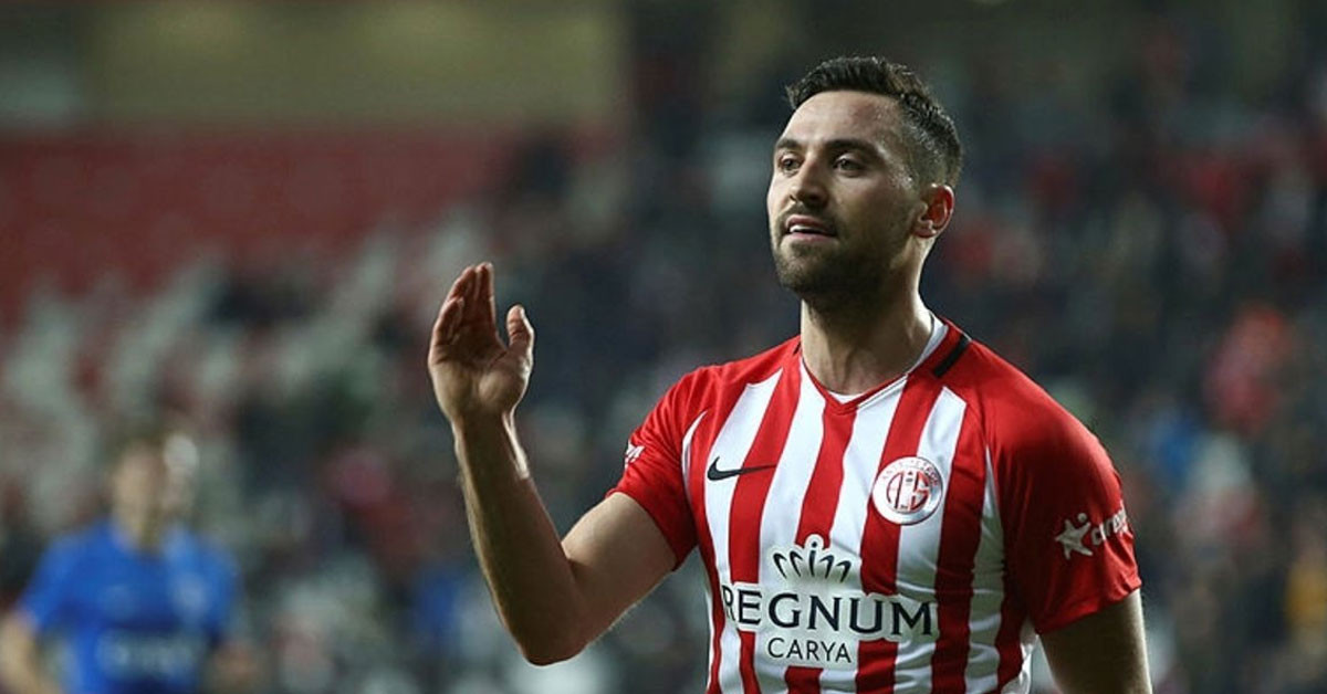 Futbola annesi başlatmış