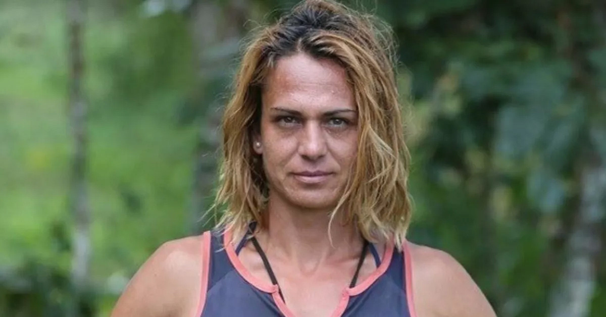 Nagihan Karadere kimdir?