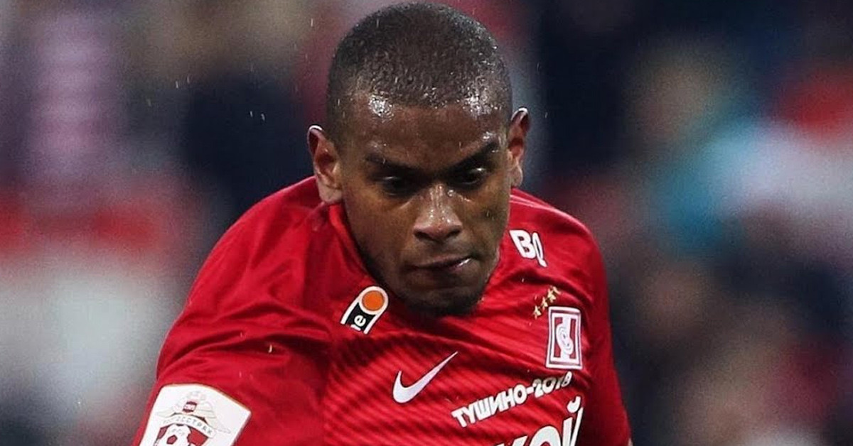 HANGİ TAKIMLARDA OYNADI?