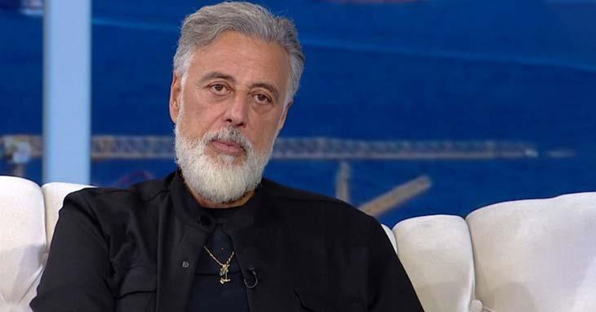 Kendi kabuğuna çekilmişti