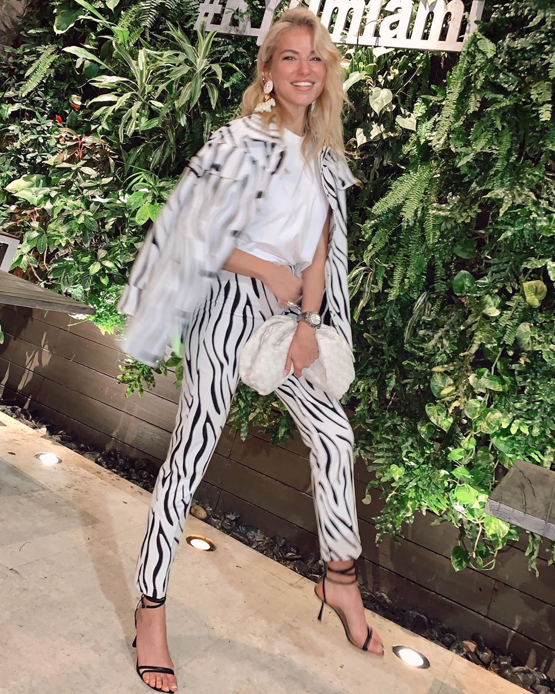 'DAVET EDERLERSE GİDERİM'