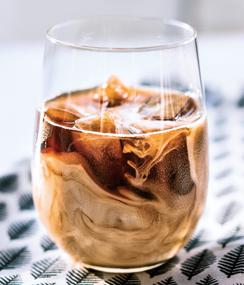 KAHVELİ BUZ KÜPLERİ