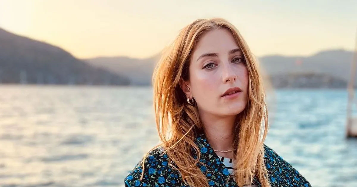 Hazal Kaya'dan kafaları karıştıran paylaşım