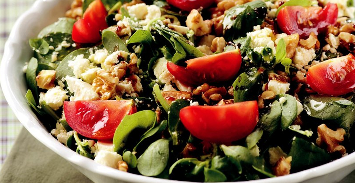 Cevizli Tulum Peynirli Salata