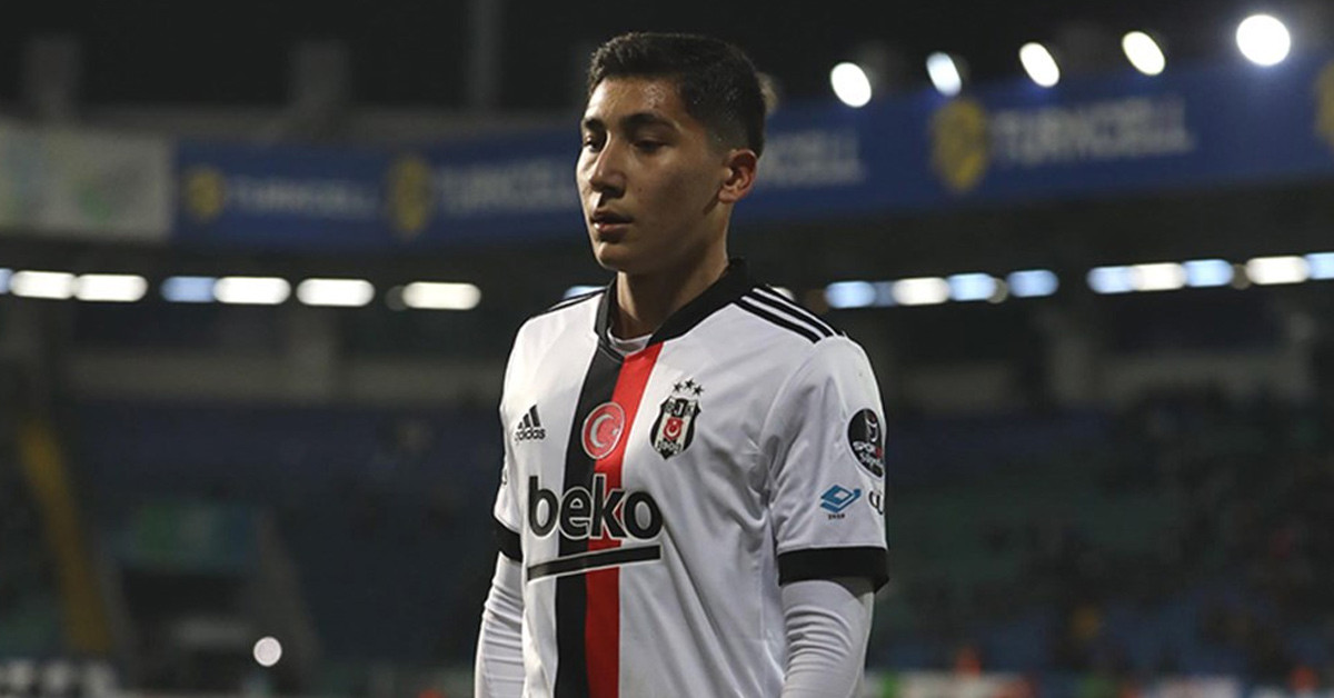 HANGİ TAKIMLARDA OYNADI?