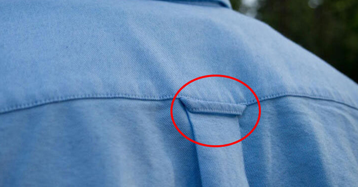 GÖMLEK ARAKASINDAKİ DELİK