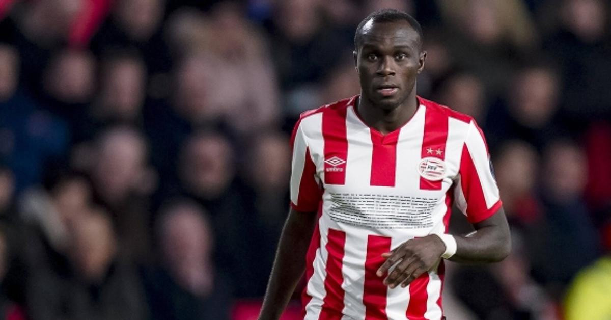 Galatasaray forması giydi