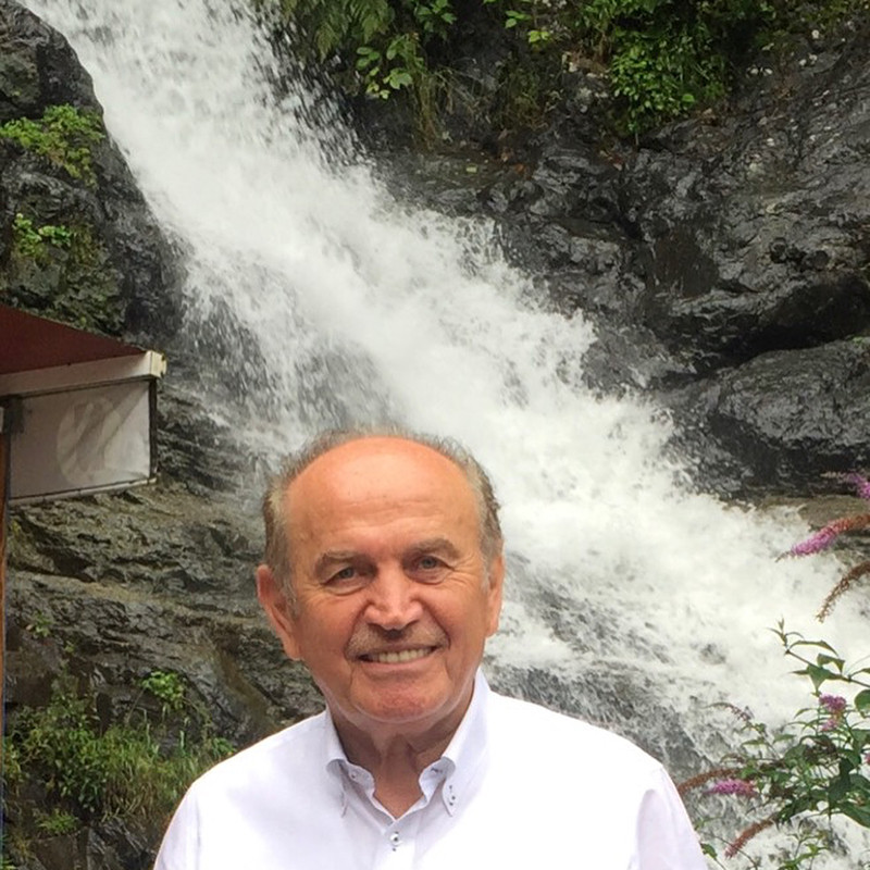 Kadir Topbaş Kimdir?