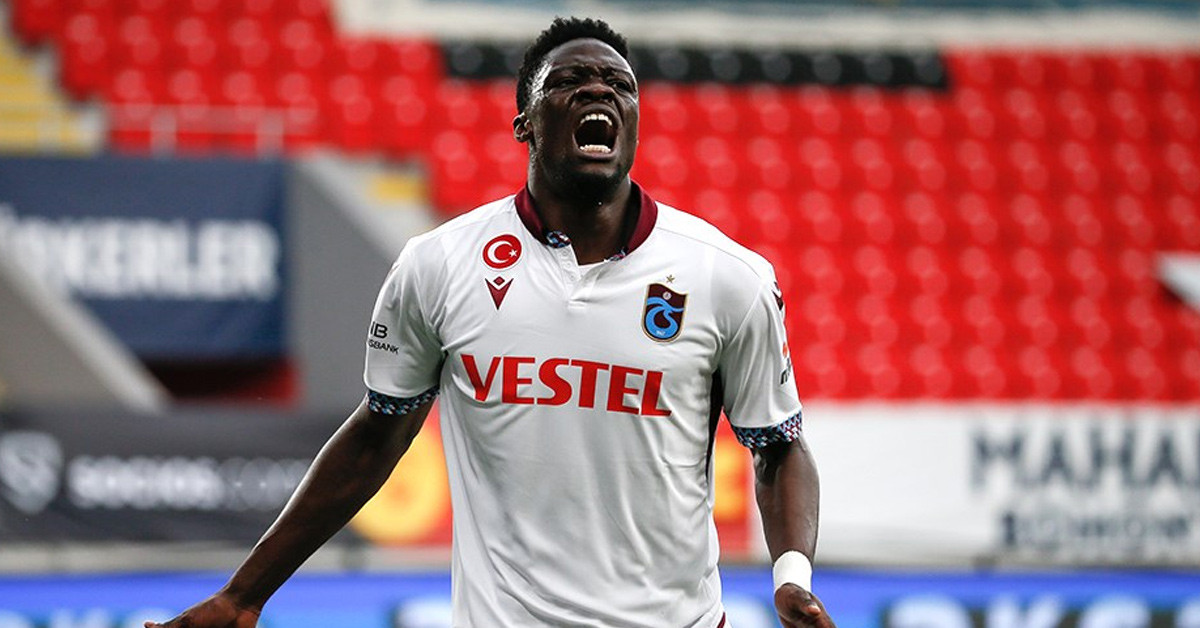 HANGİ TAKIMLARDA OYNADI?