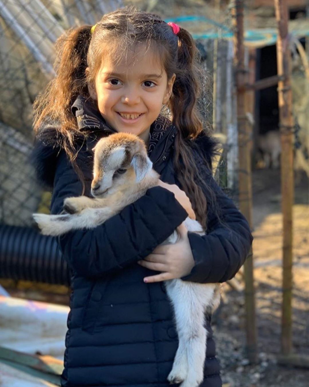 ÜNLÜ İSİMLER YORUM YAĞDIRDI