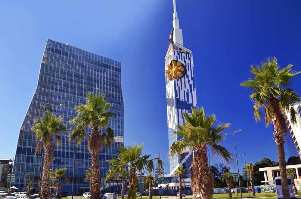 Dönme Dolaplı Gökdelen