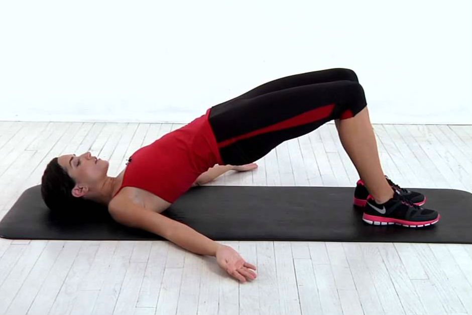  Double hip extension