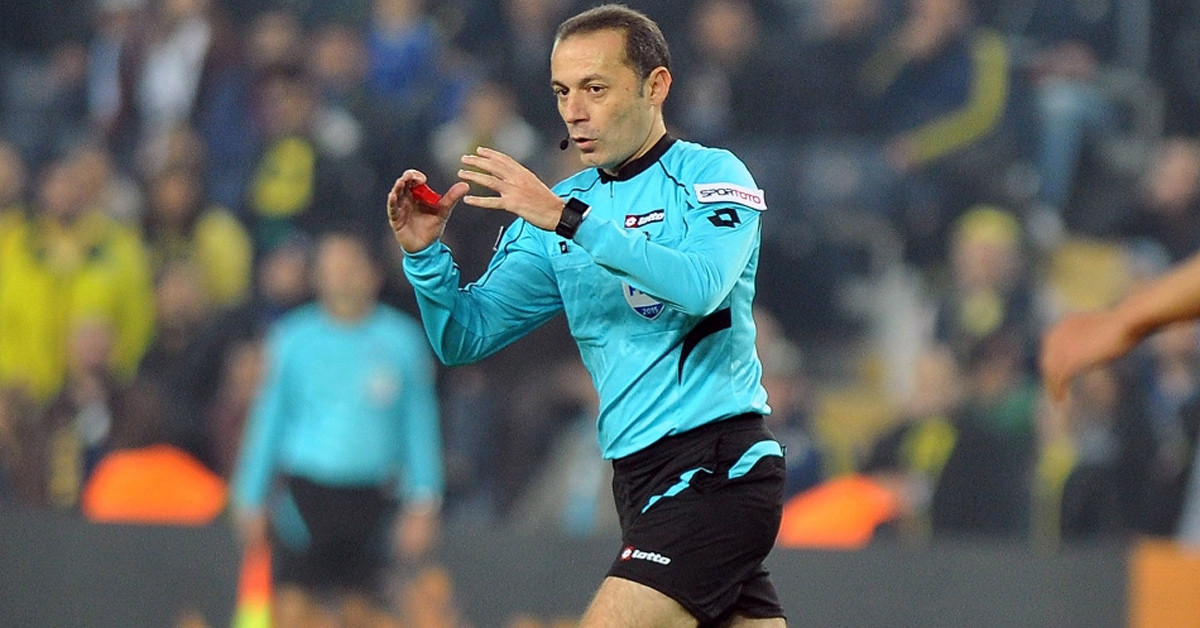 Cüneyt Çakır'ın Mesleği Nedir?