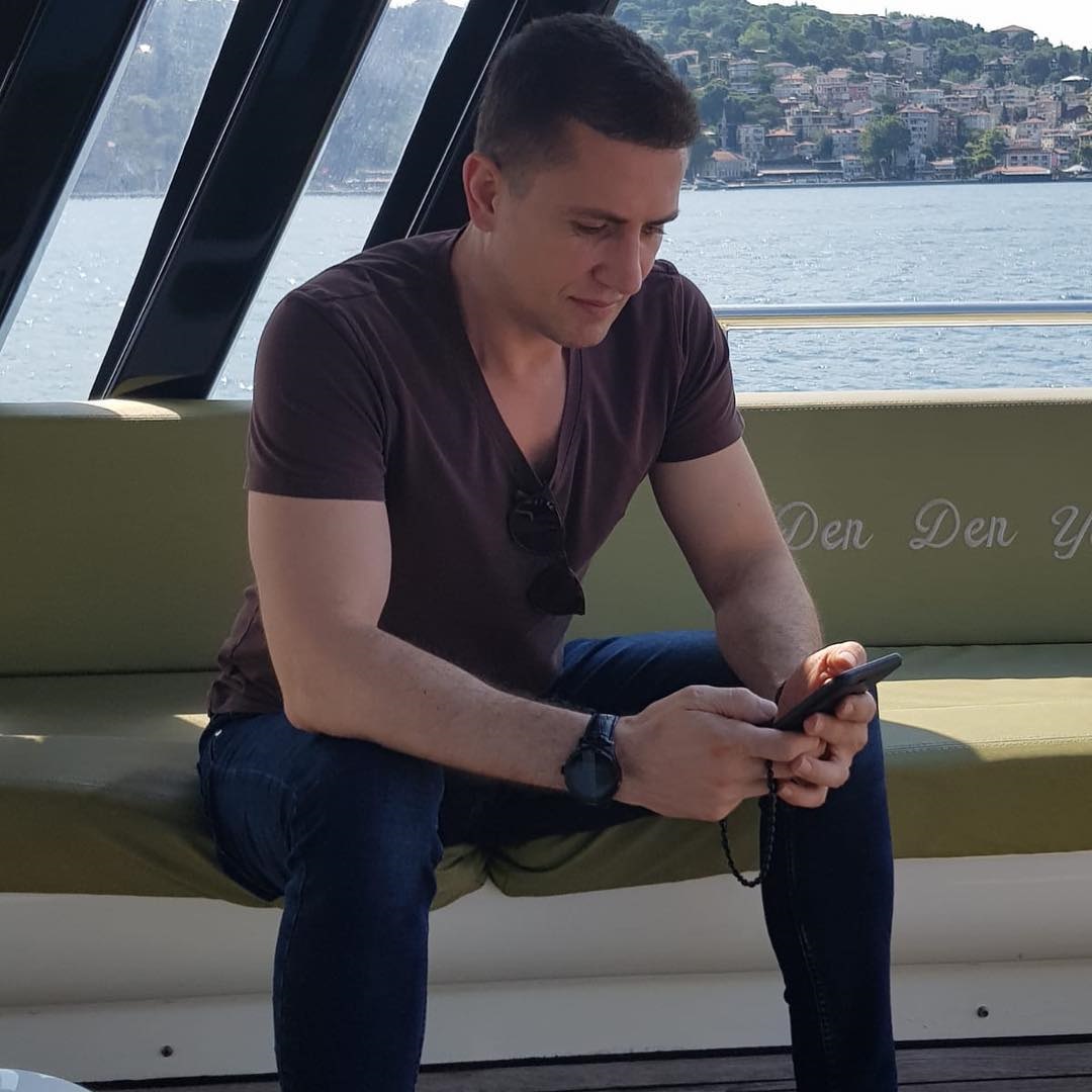 EMRE AŞIK VE ÇEVRESİNE TEHDİTLER