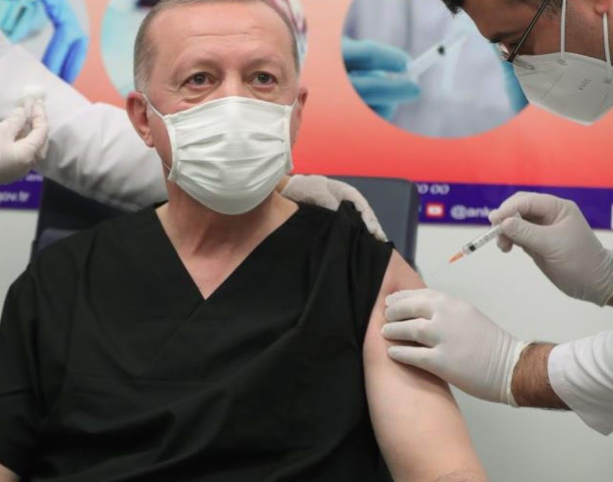 ‘Mesafe Korunmadığı Sürece Bulaşıcılık Riski Vardır’