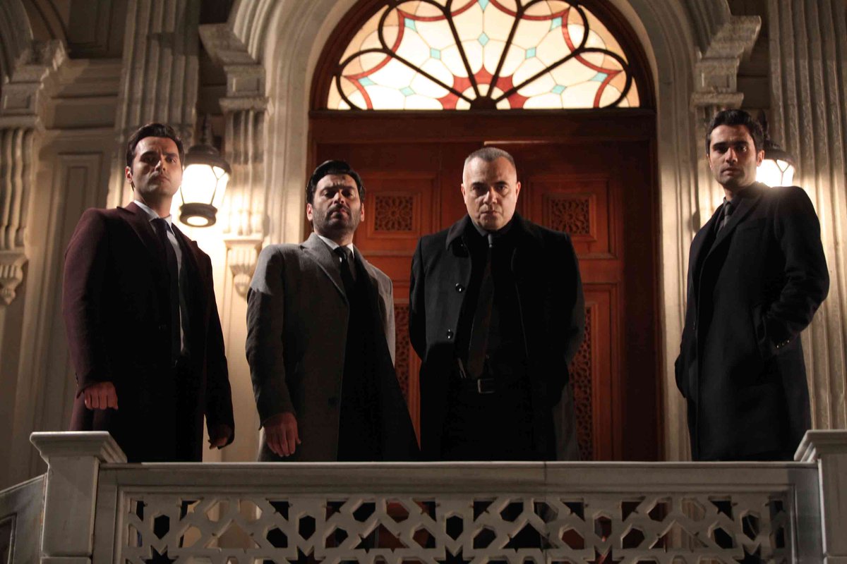 Eşkıya Dünyaya Hükümdar Olmaz