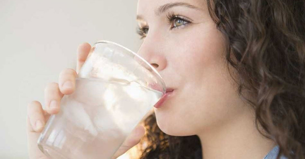 SAHURDA EZAN OKUNURKEN SU İÇMEK ORUCU BOZAR MI?