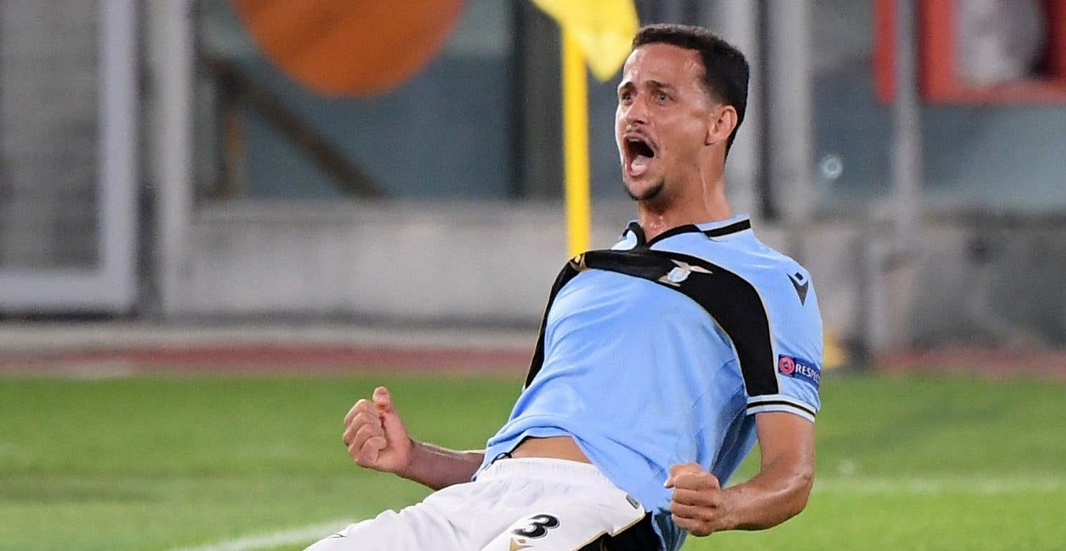 İtalyan oyuncu için kollar sıvandı